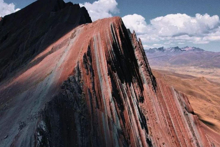 Cusco: Pallay Punchu Mountain Guided Hike with Meals
