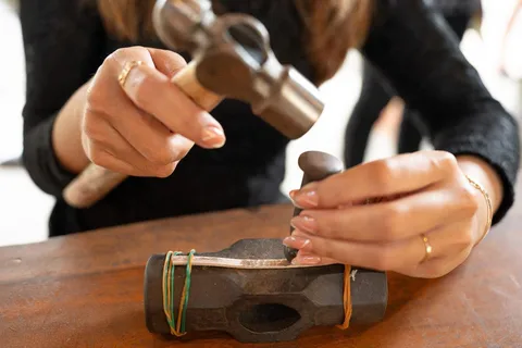 Bali: Silver Jewelry Making Class in Kuta or Uluwatu