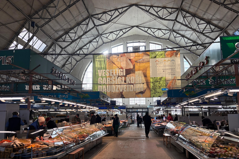 Riga: Central Market Guided Tour with Food Tasting