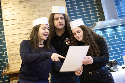 Ghent: 1.5h Waffle Making Workshop - All You Can Eat