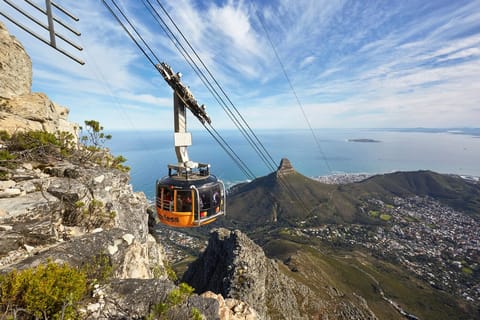 Table Mountain Cableway Ticket & Guided Tour