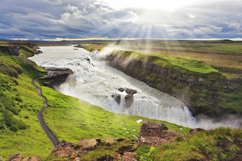 En coche: Géiseres, Glaciares y Cascadas (6 días)