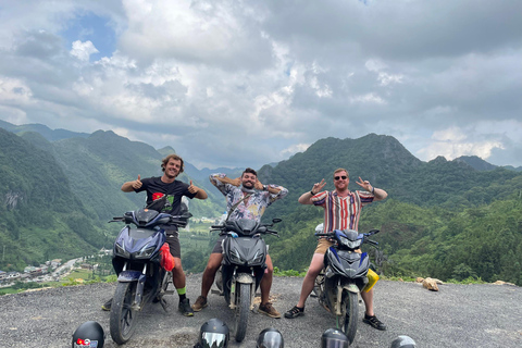 Giro di Ha Giang: Tour di 4 giorni in moto a guida autonoma - SENZA BUS