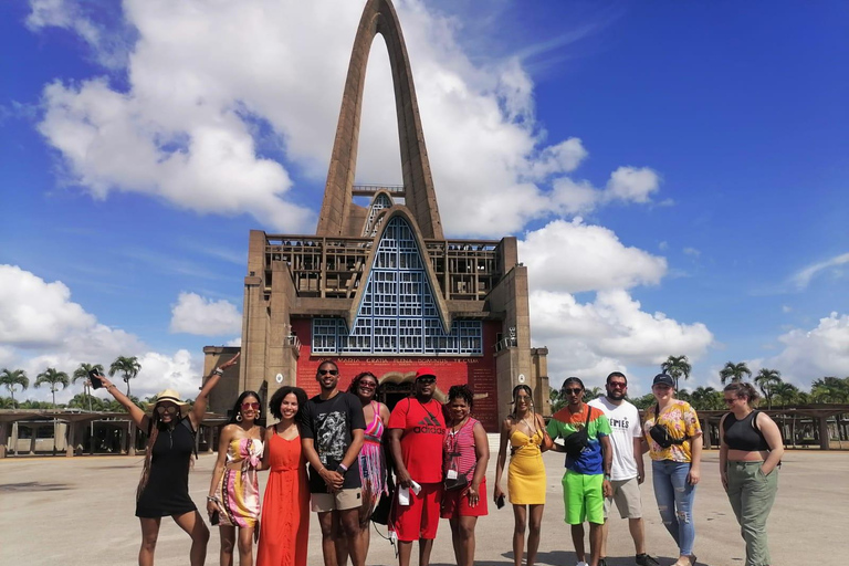 Culture Half Day Tour in Higuey from Punta Cana Higuey cultural tour with food on the beach