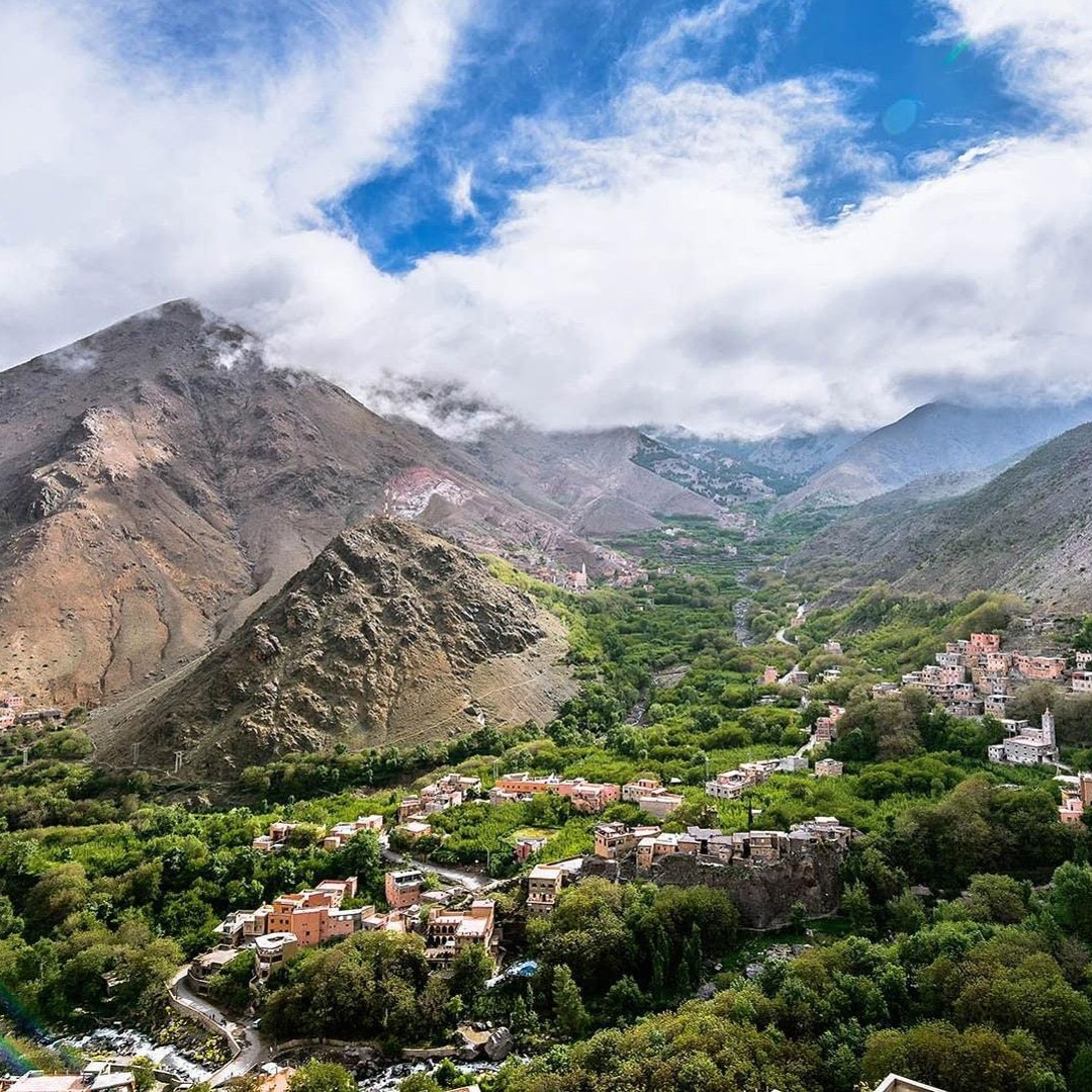 Day Trips Through atlas mountains and 3 valleys & lunch - trekking