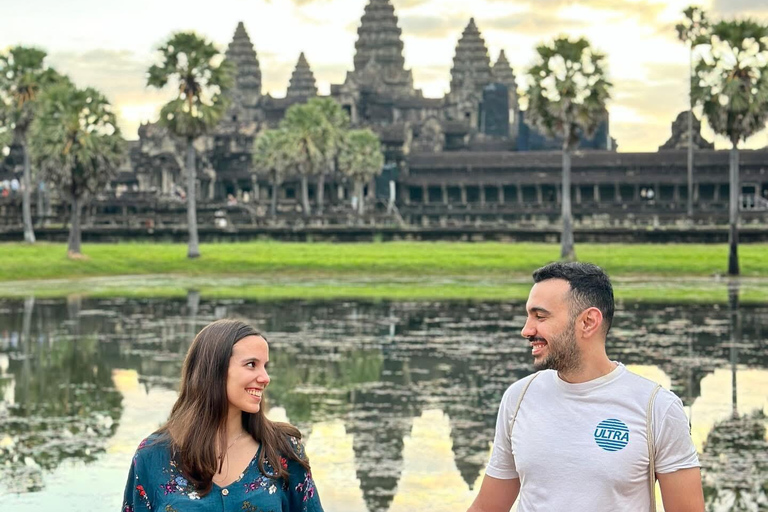 Siem Reap: Angkor Sunset Bonus Evening Tour by Tuk-Tuk 2.5 Hours: Angkor Sunset Bonus by Tuk-Tuk