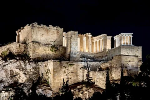 City Highlights Nighttime Walking Tour in Spanish