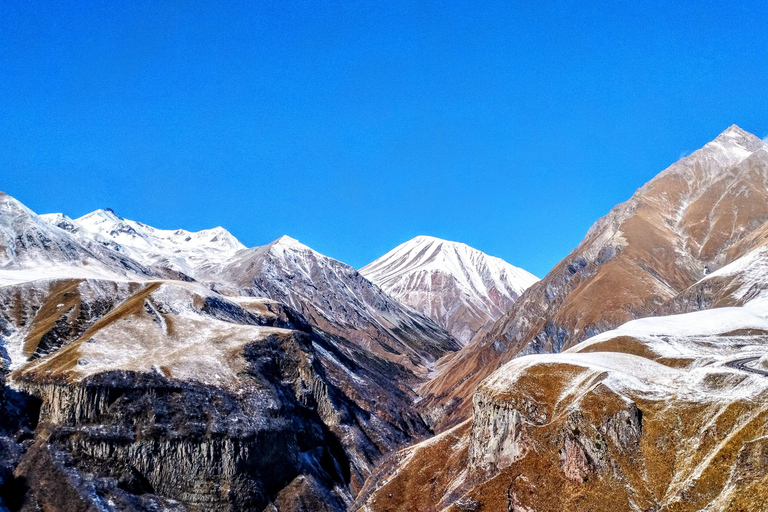 Caminhada de três dias em Kazbegi