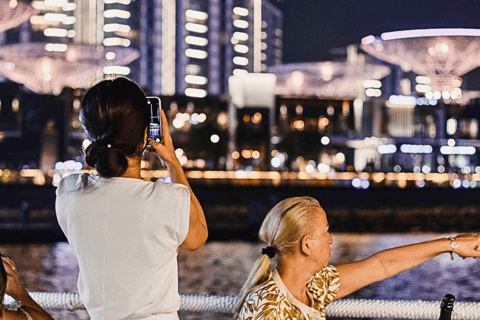 Dubai: Marina Premium Dinner Cruise with Unlimited Drinks Upper Deck without transfers
