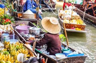 Bangkok: Tour zum schwimmenden Markt, zur Phra Pathom Pagode und zu Cafés