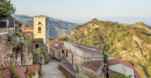 From Catania: Guided Godfather Tour with Taormina Visit
