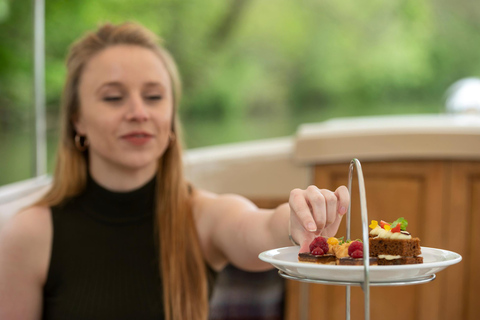 Oxford: Crucero turístico por el río con té por la tarde