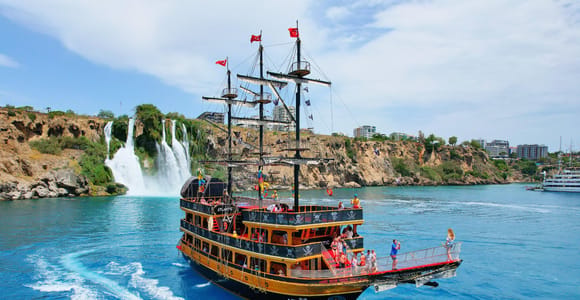 Antalya: Düden Waterfall Boat Tour + Cave & Zodiac Option