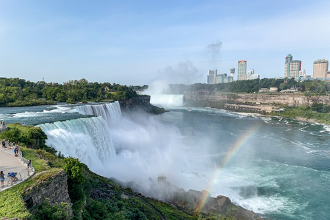 Niagara Falls, USA: Maid of Mist &amp; Cave of Winds Combo TourEnglish Guided Tour