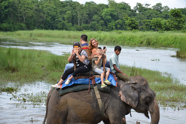 Nepal: Chitwan National Park Safari (All Inclusive 3 days) 2 days Chitwan National Park safari Package