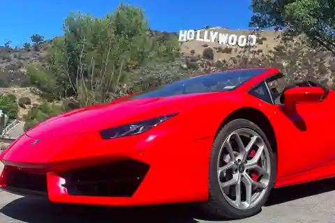 Hollywood Sign 50 Min. Lamborghini Tour (fahren oder gefahren werden)