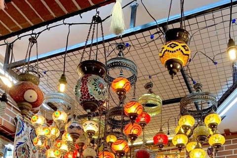 Agra: Half-Day Guided Shopping Tour With Car+Guide & Tuk-Tuk