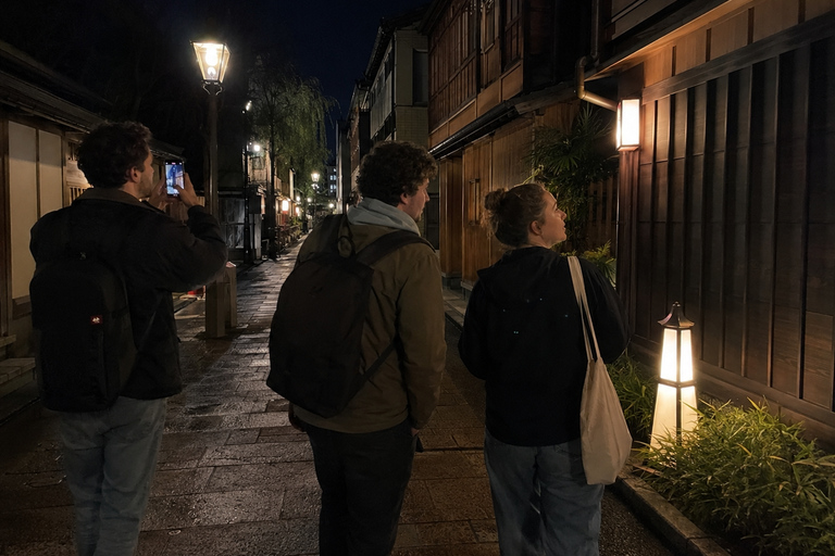 Kanazawa: Nishi Chaya & Riverside Night Photo Walk