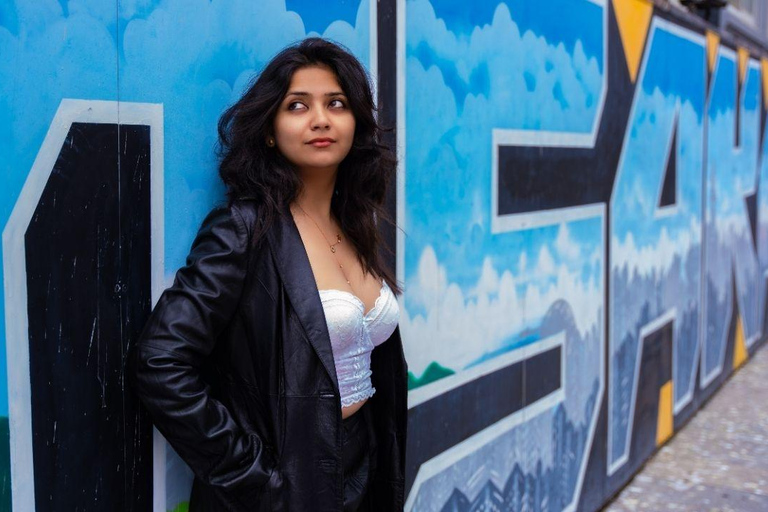 Private Daytime Photoshoot Experience in Osaka (Dotombori) Private Daytime Photoshoot Experience in Osaka (4 hrs)