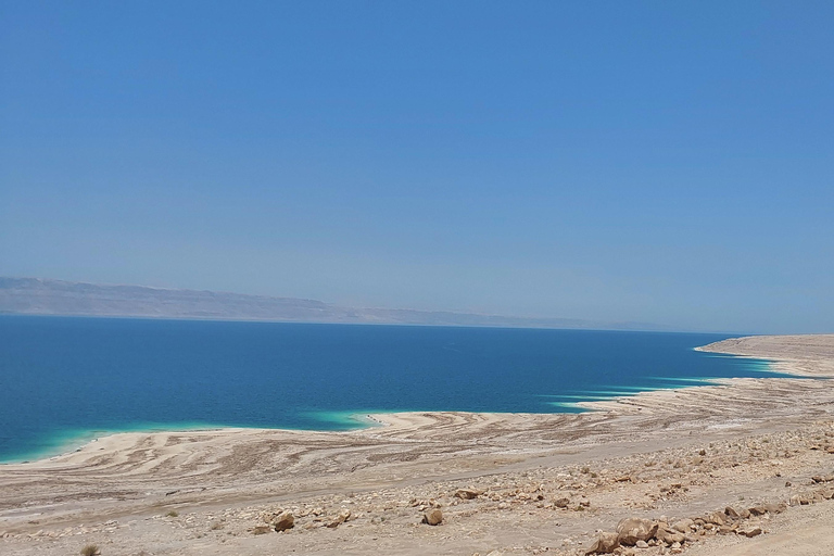 Alquila un coche con conductor para visitar todo Jordania desde Ammán.Por Un Día Coche Con Conductor.