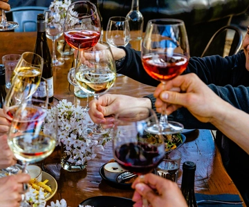 Queenstown's Original Wine Tour Celebrating 33 Years