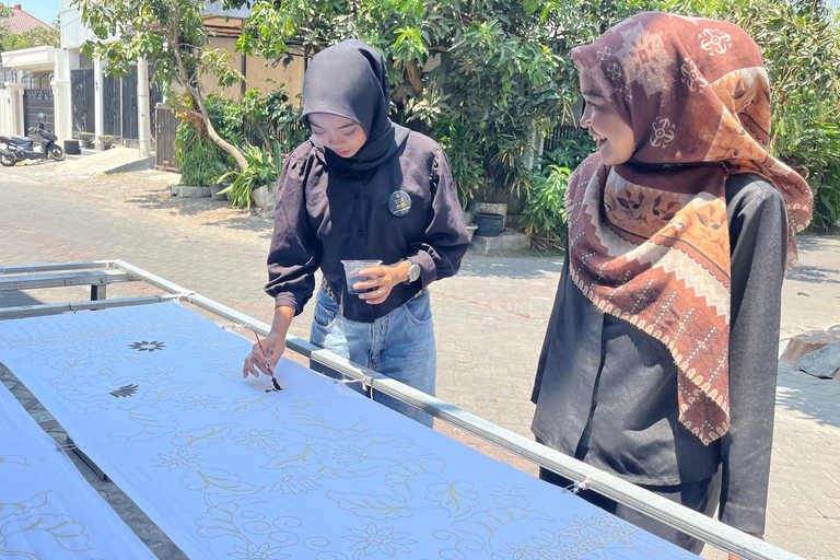 Malang: Discover Colorful & Create Your Own Batik Souvenir