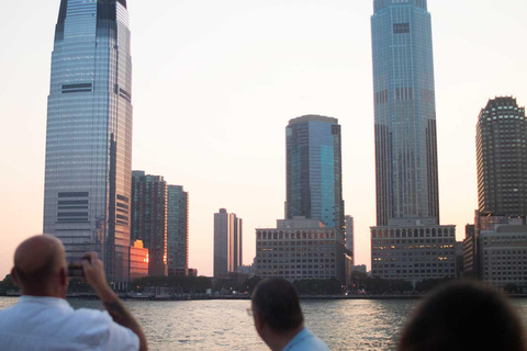 نيويورك: رحلة بحرية عند غروب الشمس مع إطلالات على تمثال الحريةرحلة غروب الشمس - الدخول العام