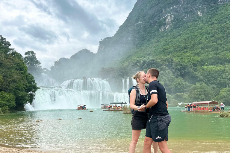 Cao Bang: 2-Day Family Experience With Local Guide 2-Day Family Experience By Car