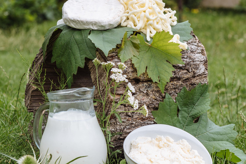 Martina Franca: Masseria Tour with Pasta & Mozzarella Class