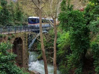 From Athens: 2-Day Private Tour to Kalavryta and Cave