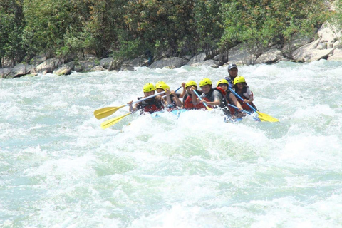 Rafting and ziplining in Arequipa