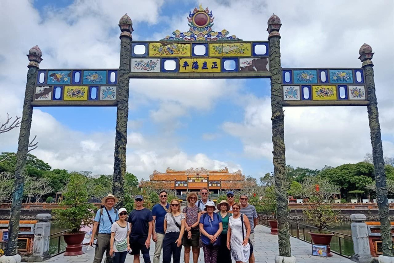 Excursão a pé pela cidade imperial de Hue 3 horas