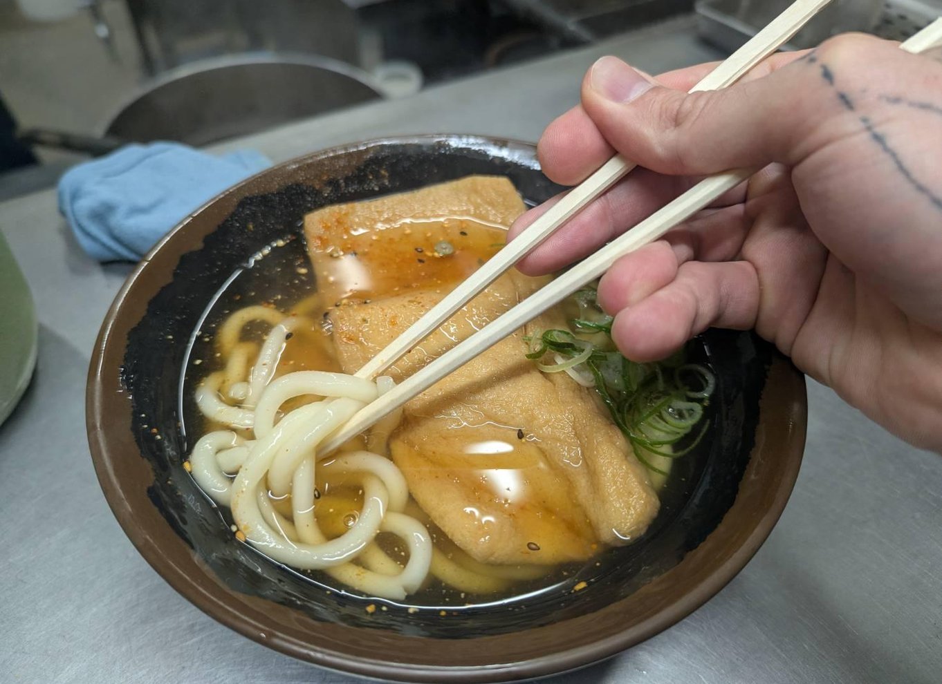 Osaka: Madtur i Shinsekai med 15 retter og 3 drikkevarer