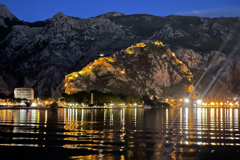 Kotor nocą