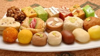 Mordeduras de Kolkata - Visita inolvidable de comida a pie de Kolkata - Hizvo