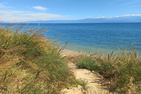 Varied 11-km hike around Koroni: nature, views, beaches