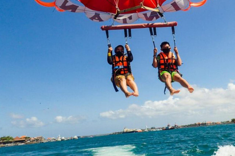 Zanzibar: Parasailing-äventyr med båtresa
