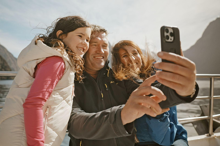 From Queenstown: Coach, Farm Tour &amp; Milford Nature Cruise