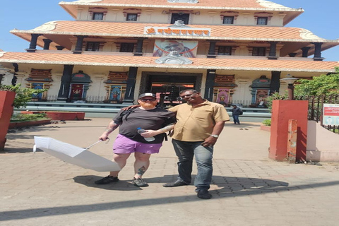 Kochi: Tuk-Tuk-Ausflug mit versteckten SchätzenKochi: Ausflug mit dem Tuk-Tuk zu versteckten Schätzen