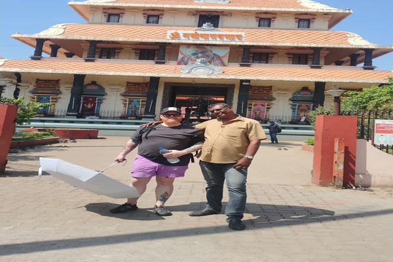 Kochi: Tuk-Tuk-Ausflug mit versteckten SchätzenKochi: Ausflug mit dem Tuk-Tuk zu versteckten Schätzen