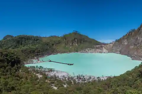Bandung’s Natural Wonders: Kawah Putih and Beyond