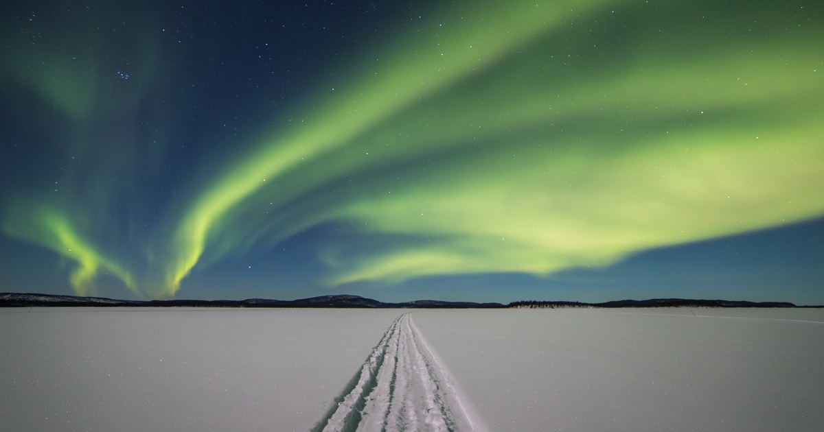 Saariselkä: Wycieczka nad jezioro Inari z zorzą polarną i kolacja ...