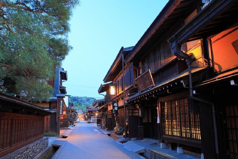 Shiragawago,Hida Takayama UNESCO dagsutflykt från Nagoya