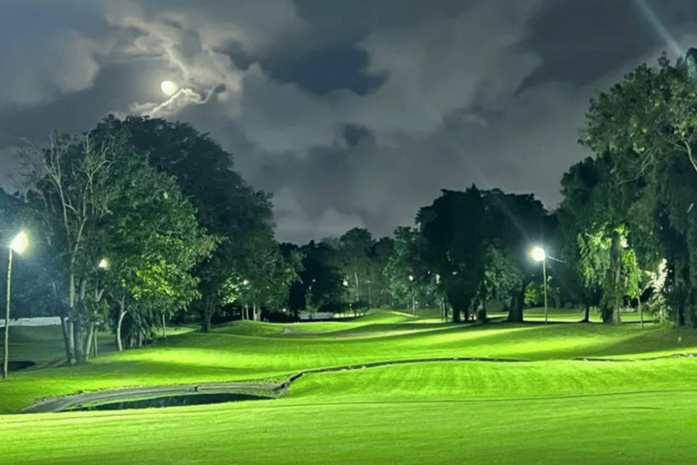 Accra: lezione di golf con cena opzionale e trasferimentiSessione di golf