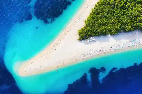 Island Brač - Golden Horn & Pučišća Private Speedboat Tour