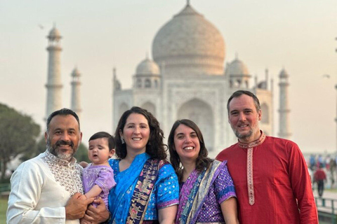 Zakupy w Delhi – wycieczka autem z przewodniczkąZakupy w Delhi – tylko przewodnik