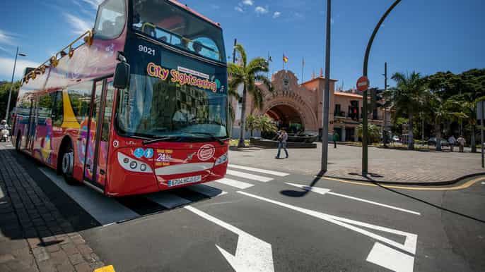City Sightseeing: Santa Cruz de Tenerife HOHO Bus Tour