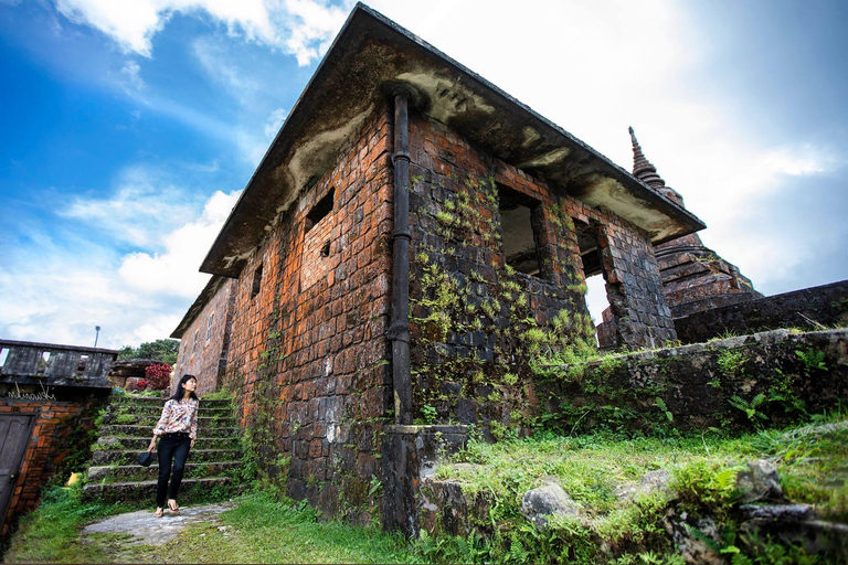 Taxiresa till Bokor Hill