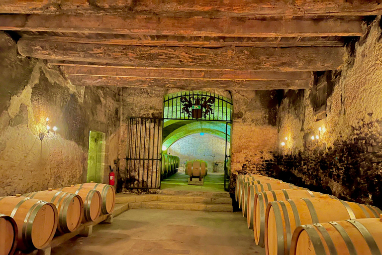 Wine Tour: On the Way to Chateauneuf du Pape