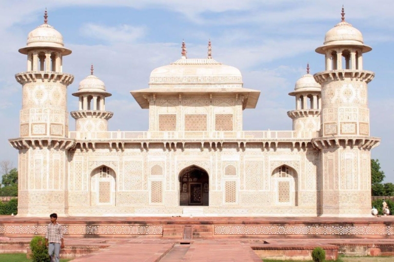 Delhi: Taj Mahal, Amanecer y Fuerte de Agra, Excursión Privada de un DíaSólo coche, conductor y guía